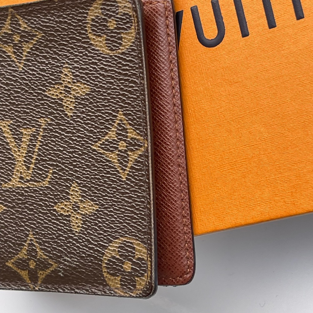 Louis Vuitton Men’s Wallet - Picture 9 of 14